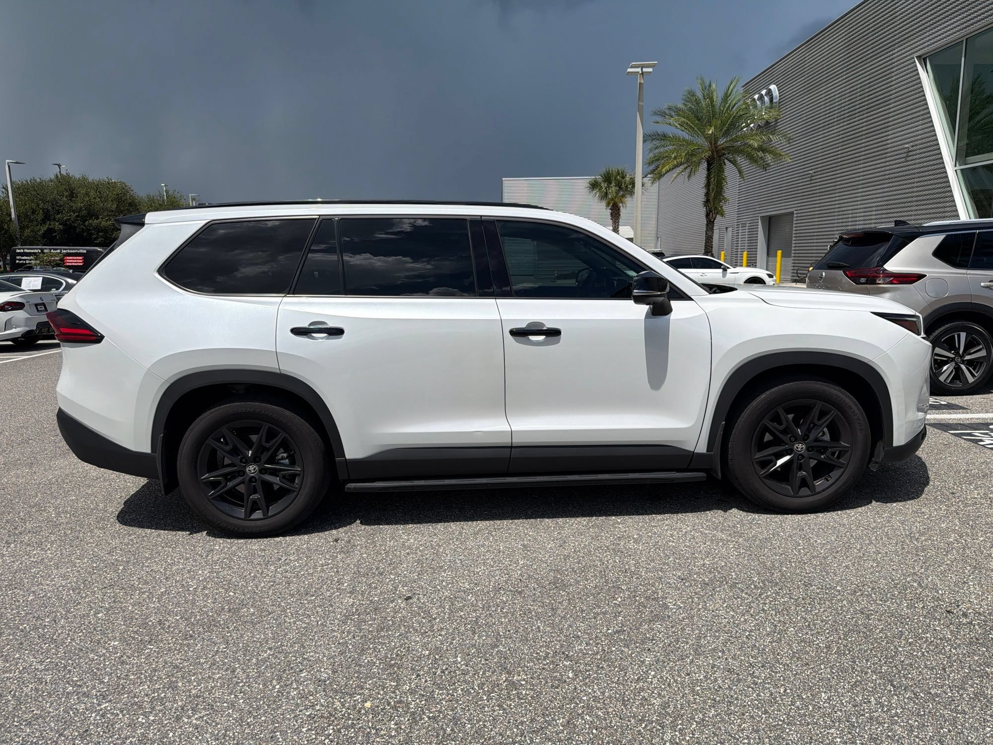 Used 2025 Toyota Grand Highlander AWD Hybrid image 8