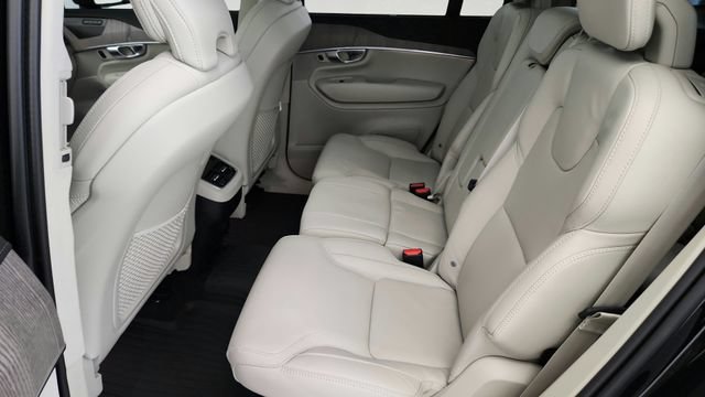 Used 2024 Volvo XC90 B6 Ultimate w/ Lounge Package AWD/4WD image 25