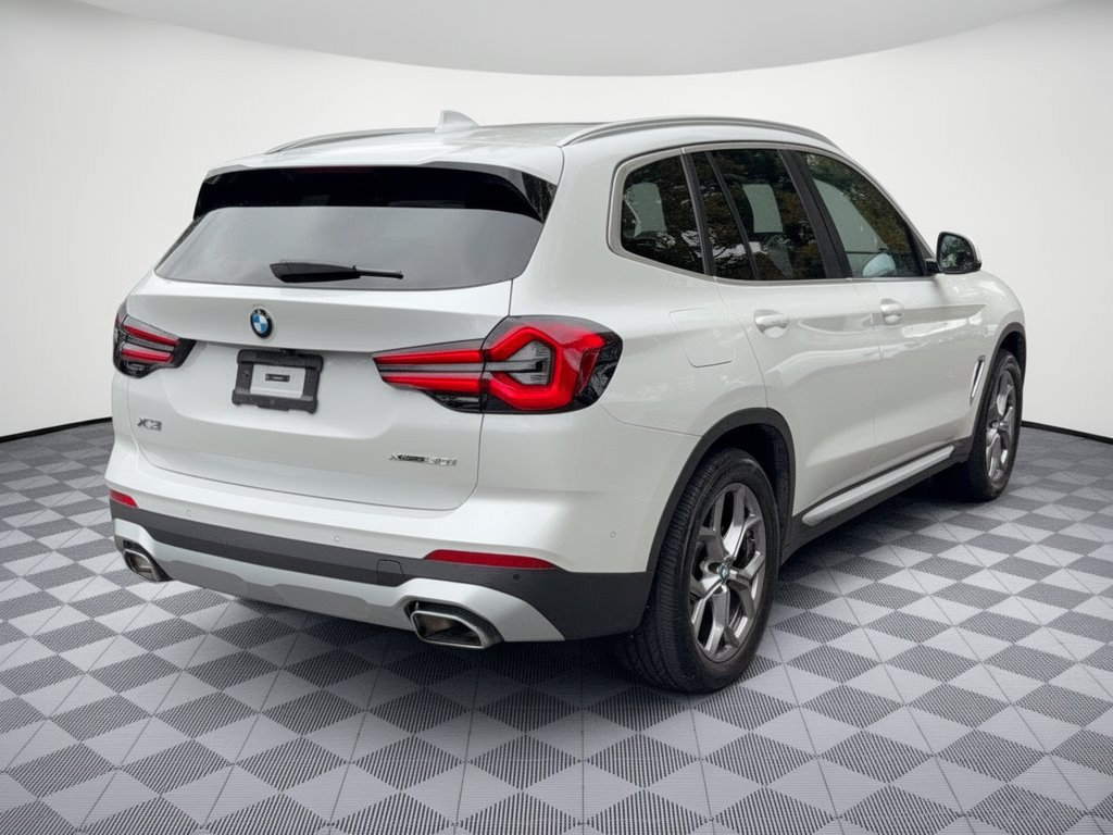 Used 2024 BMW X3 xDrive30i w/ Premium Package AWD/4WD image 9