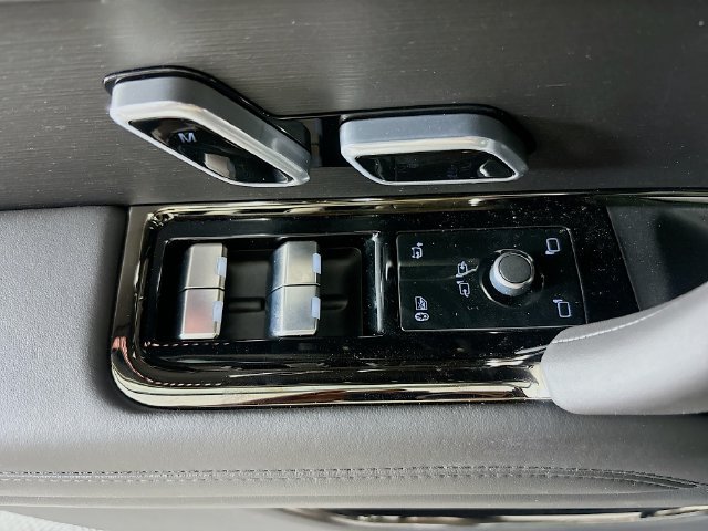 New 2026 Land Rover Range Rover Sport Dynamic SE AWD/4WD image 19