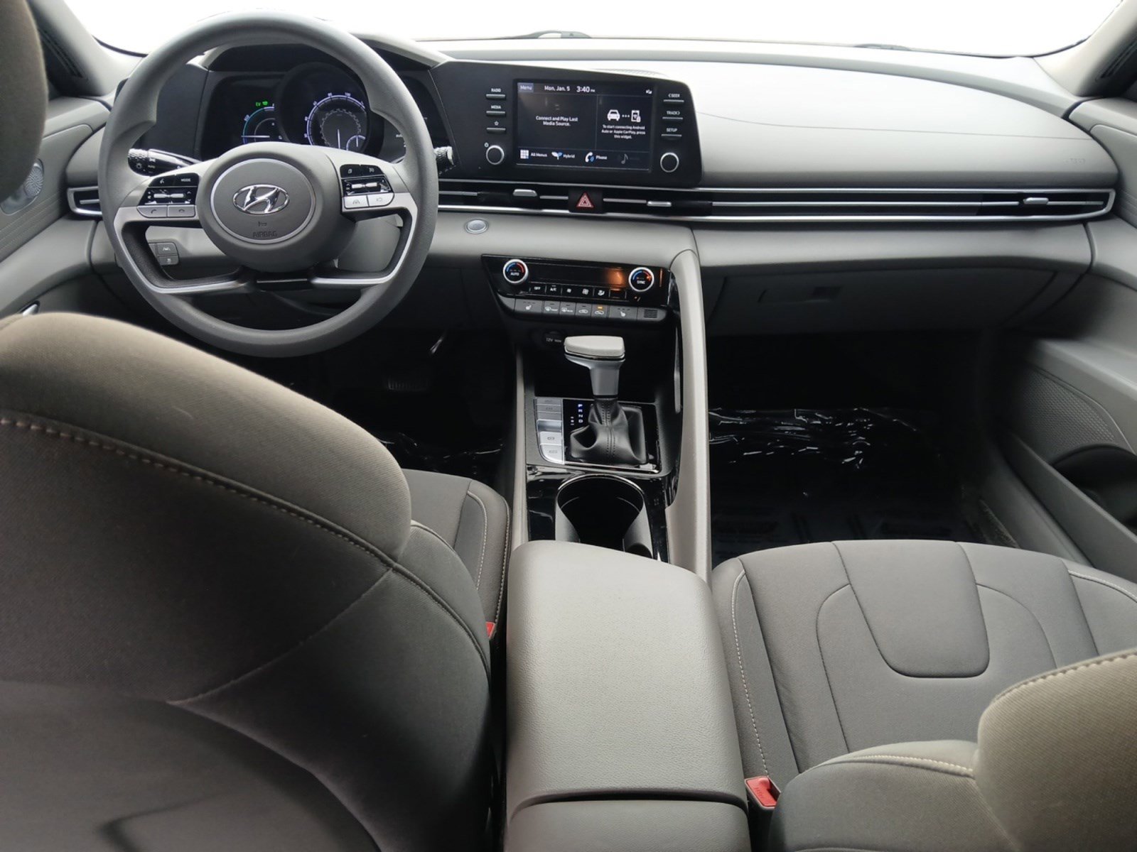 Used 2023 Hyundai Elantra Blue image 10