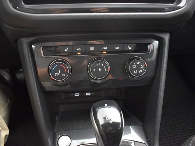 Used 2022 Volkswagen Tiguan S image 15