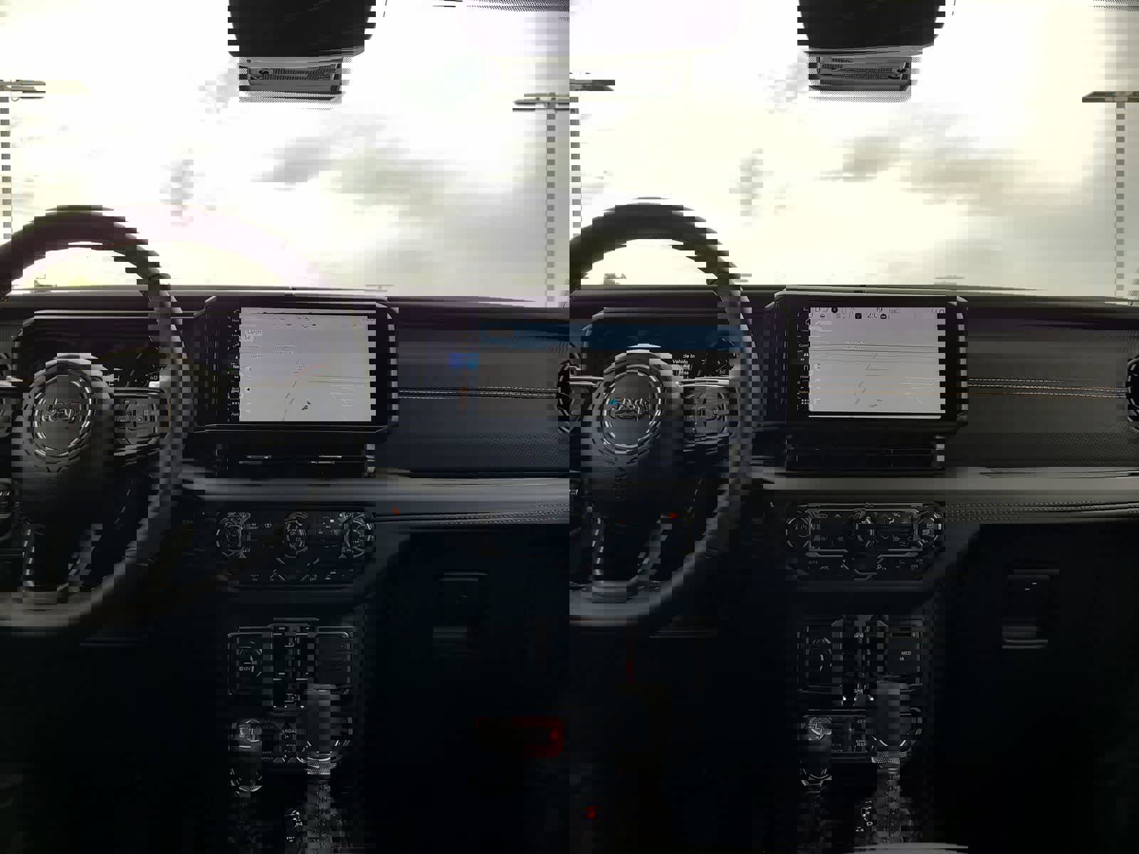 New 2025 Jeep Wrangler Unlimited Rubicon 392 image 18