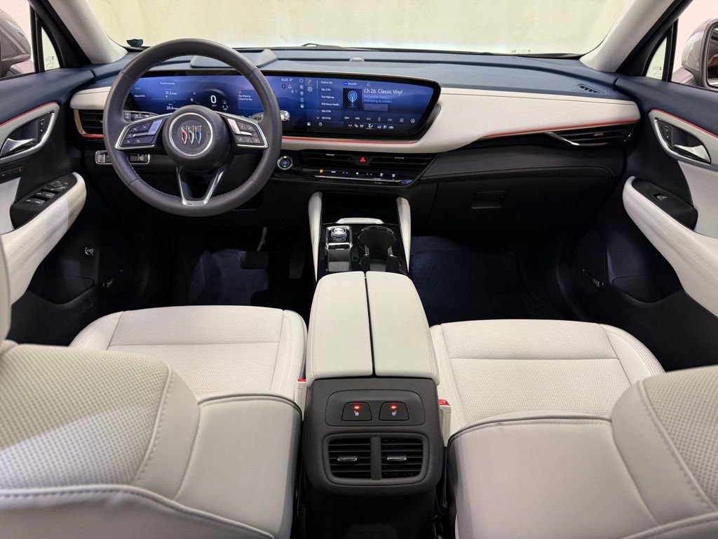 Used 2025 Buick Envision Avenir AWD/4WD image 31
