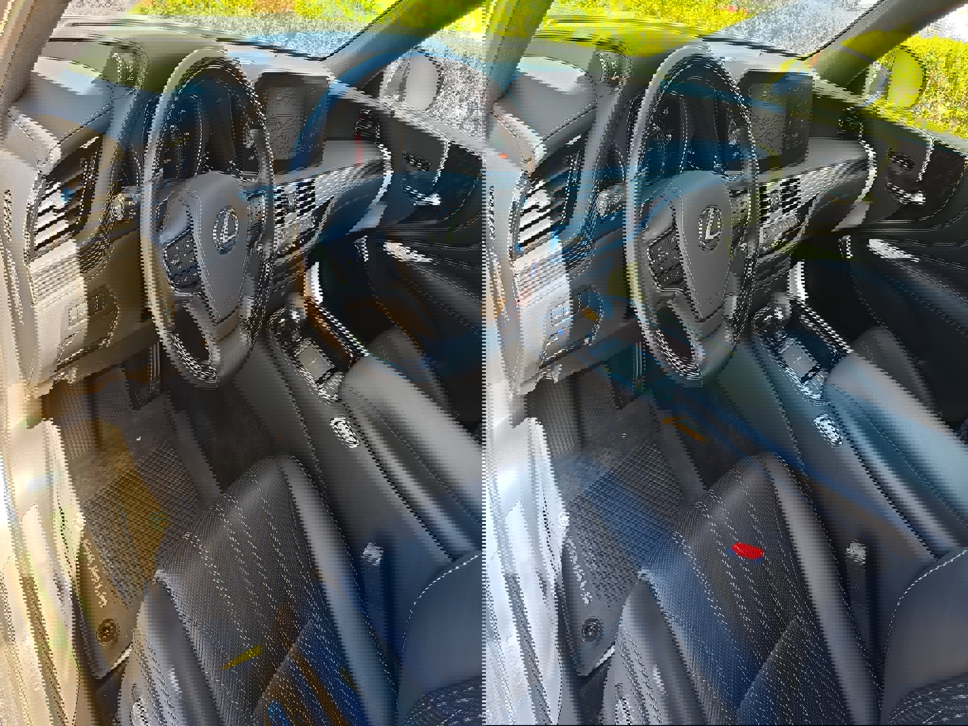 Used 2022 Lexus LS 500 w/ Interior Upgrade Package image 16