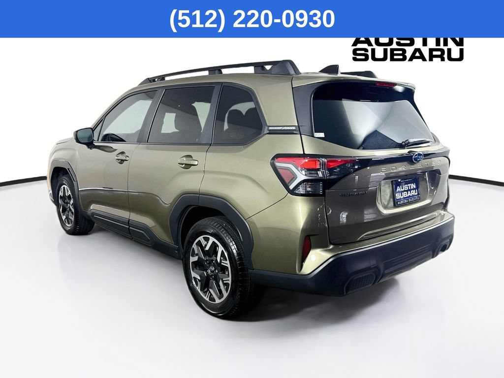 Used 2026 Subaru Forester Premium AWD/4WD image 6