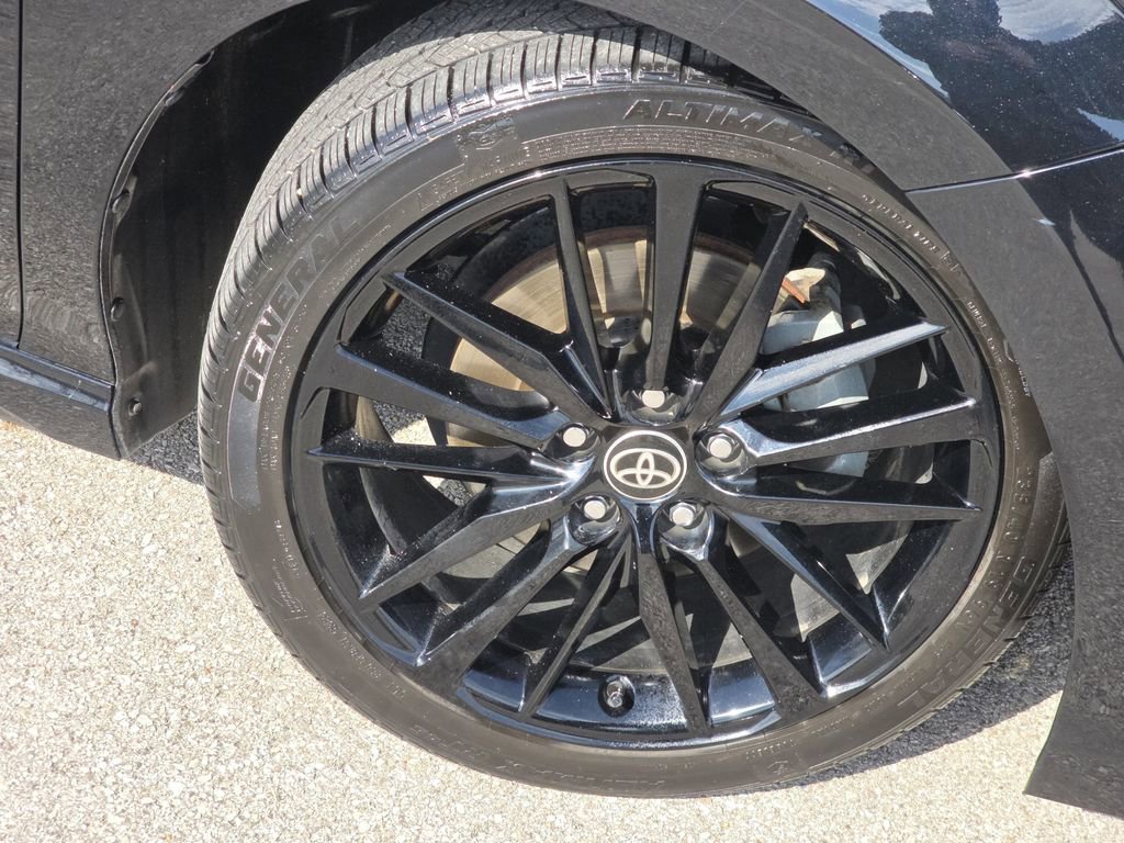 Used 2024 Toyota Camry XSE w/ Cold Weather Package image 17