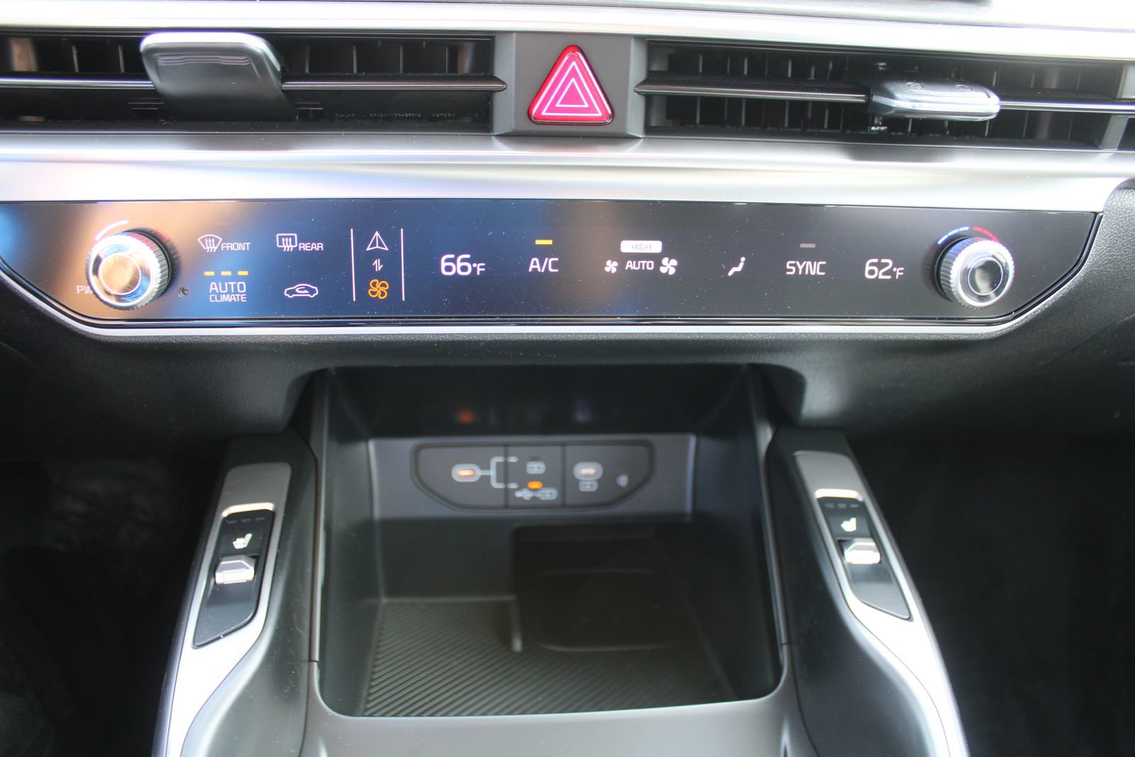 New 2026 Kia Sorento X-Line EX image 39