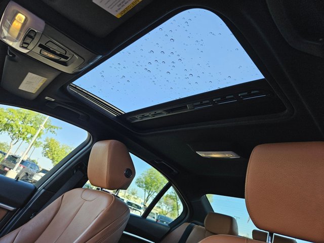 Used 2017 BMW 330e image 11