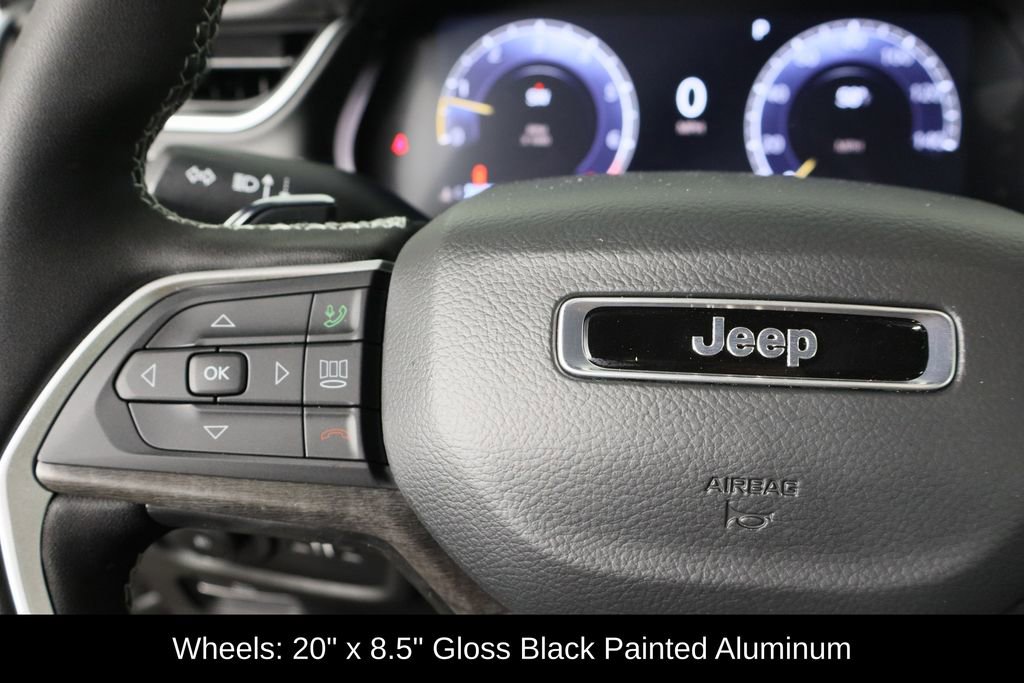 New 2025 Jeep Grand Cherokee Limited image 8