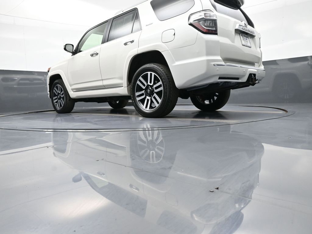 Certified 2023 Toyota 4Runner Limited AWD/4WD image 31