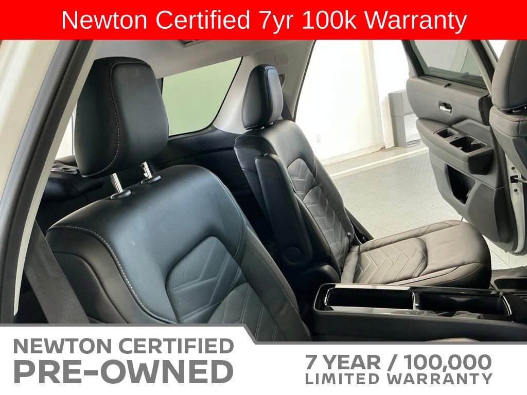 Used 2023 Nissan Pathfinder Platinum AWD/4WD image 28