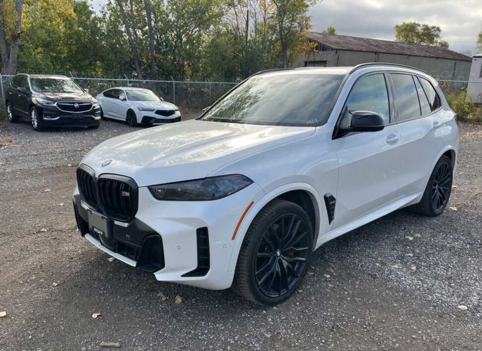 Used 2024 BMW X5 M60i AWD/4WD image 2
