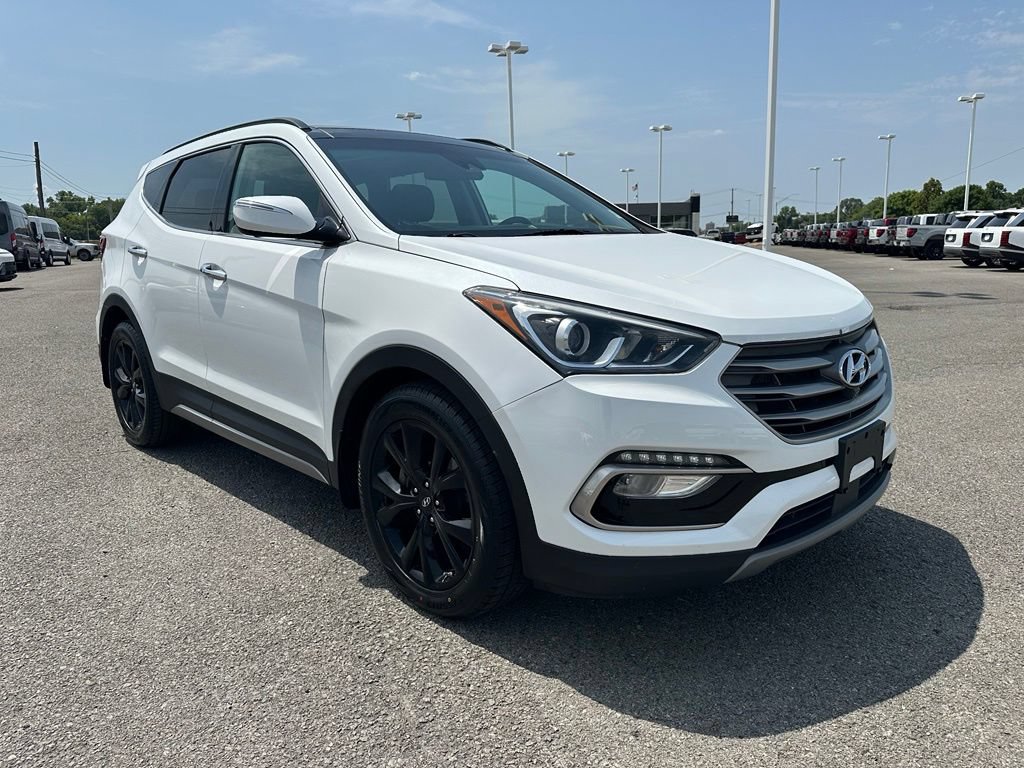 Used 2018 Hyundai Santa Fe Sport w/ 2.0T Ultimate Tech Package 05 AWD/4WD image 3