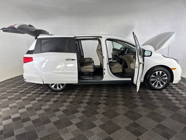 Used 2024 Honda Odyssey EX-L image 16