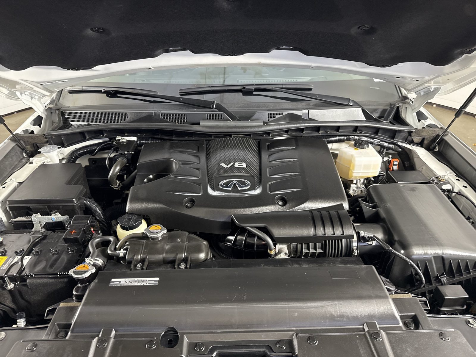 Used 2024 INFINITI QX80 Luxe AWD/4WD image 28