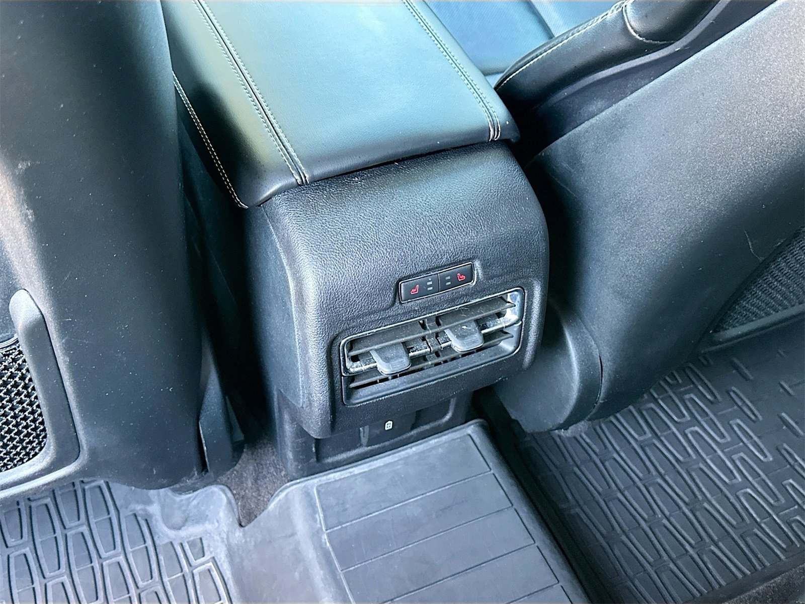 Used 2021 Lincoln Corsair Standard image 25