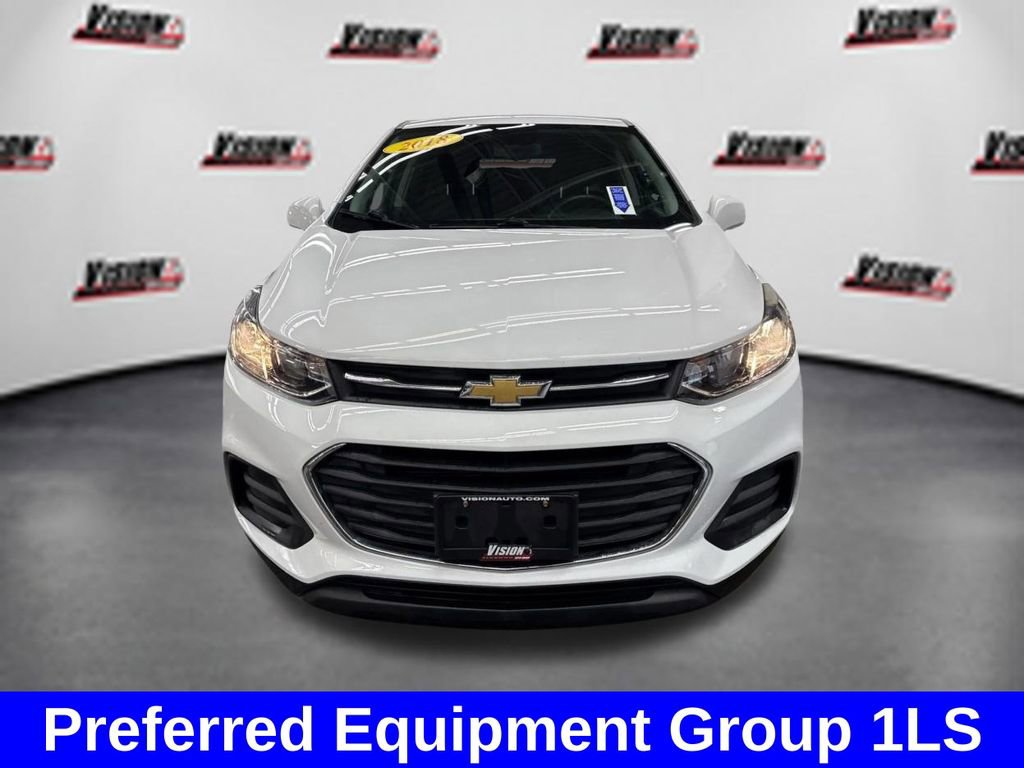 Used 2018 Chevrolet Trax LS AWD/4WD image 2