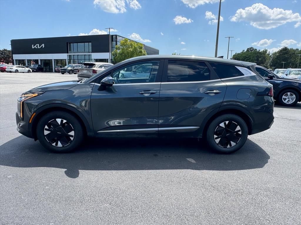 Certified 2026 Kia Sportage LX FWD image 6