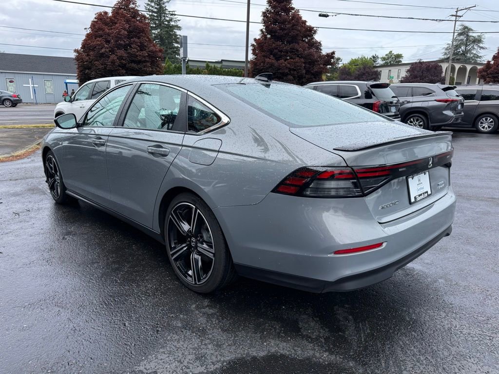 Used 2025 Honda Accord Sport image 7