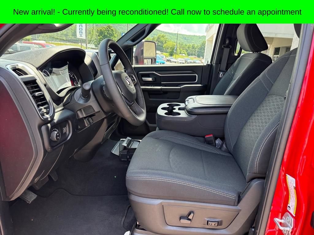 Used 2026 RAM 2500 Big Horn AWD/4WD image 9