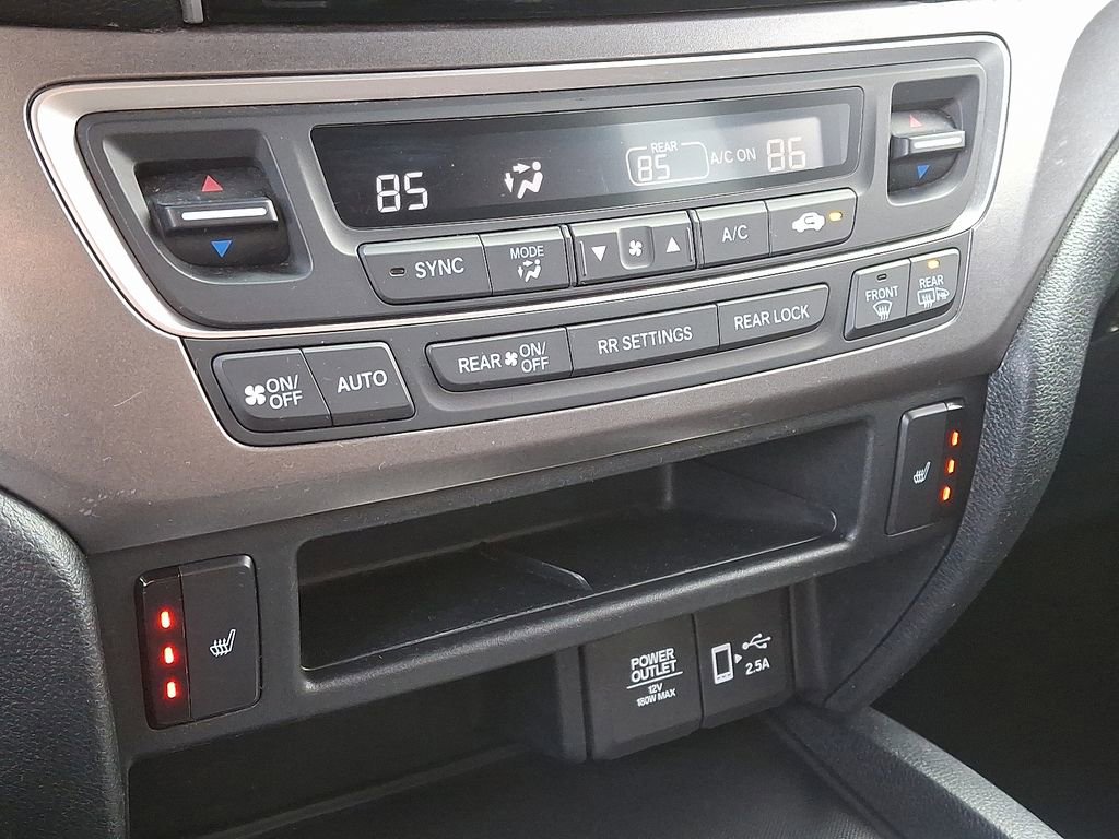 Used 2022 Honda Pilot Sport image 16