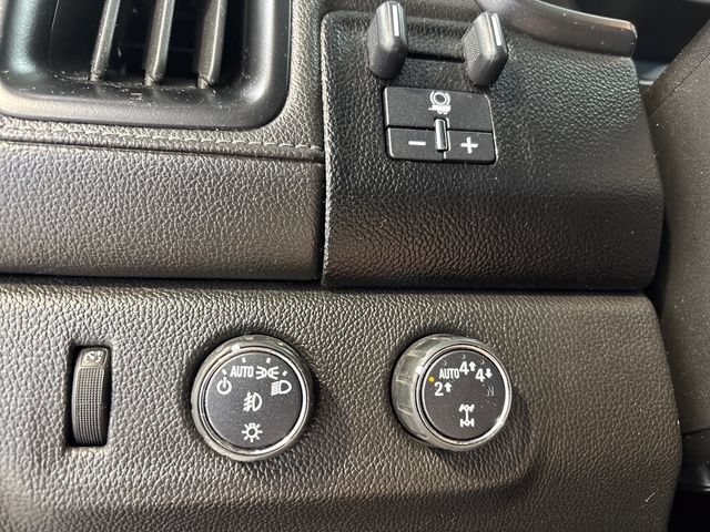 Used 2020 GMC Canyon SLE w/ Elevation Edition AWD/4WD image 15