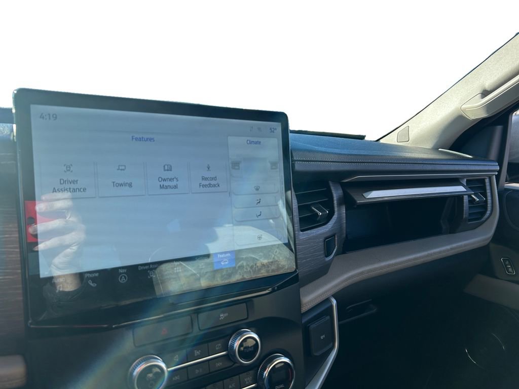 Used 2022 Ford Expedition Max Limited image 22