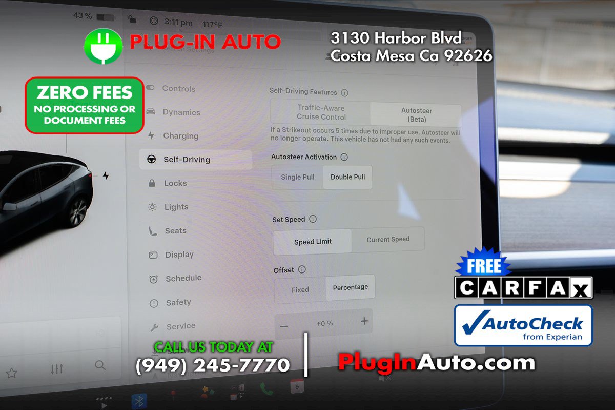 Used 2021 Tesla Model Y Long Range AWD/4WD image 25