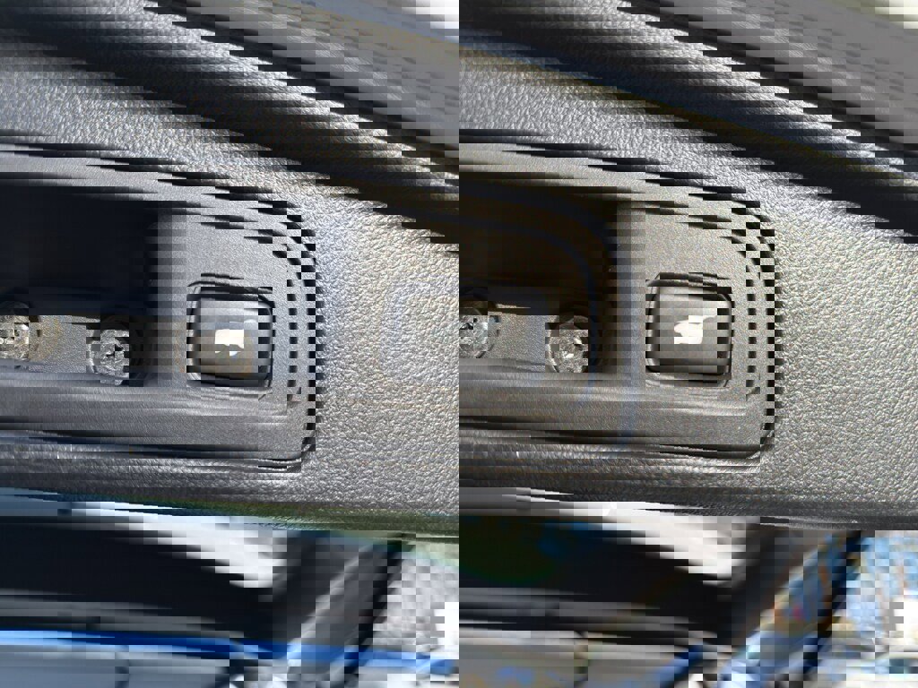 Used 2020 Honda Pilot Touring image 24