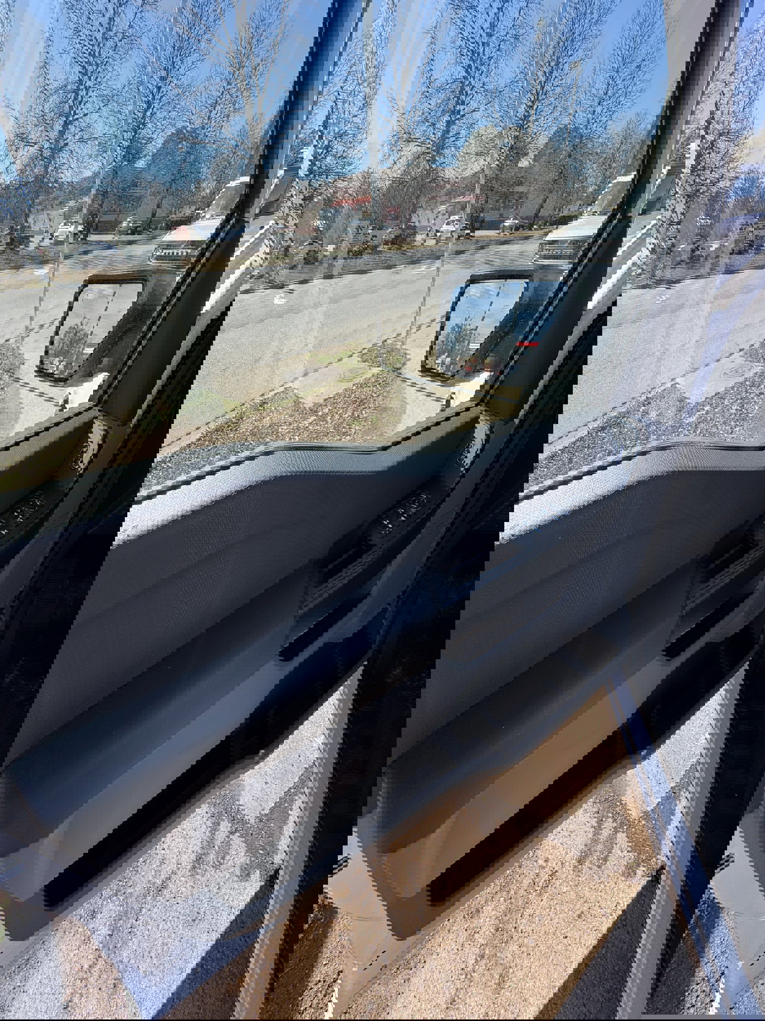 Used 2025 Ford F150 XL w/ Equipment Group 103A High image 9