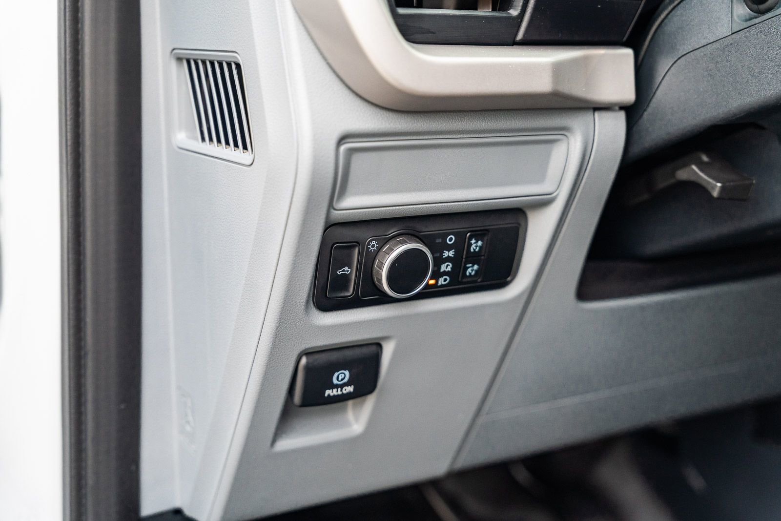 Used 2023 Ford F150 XL image 25