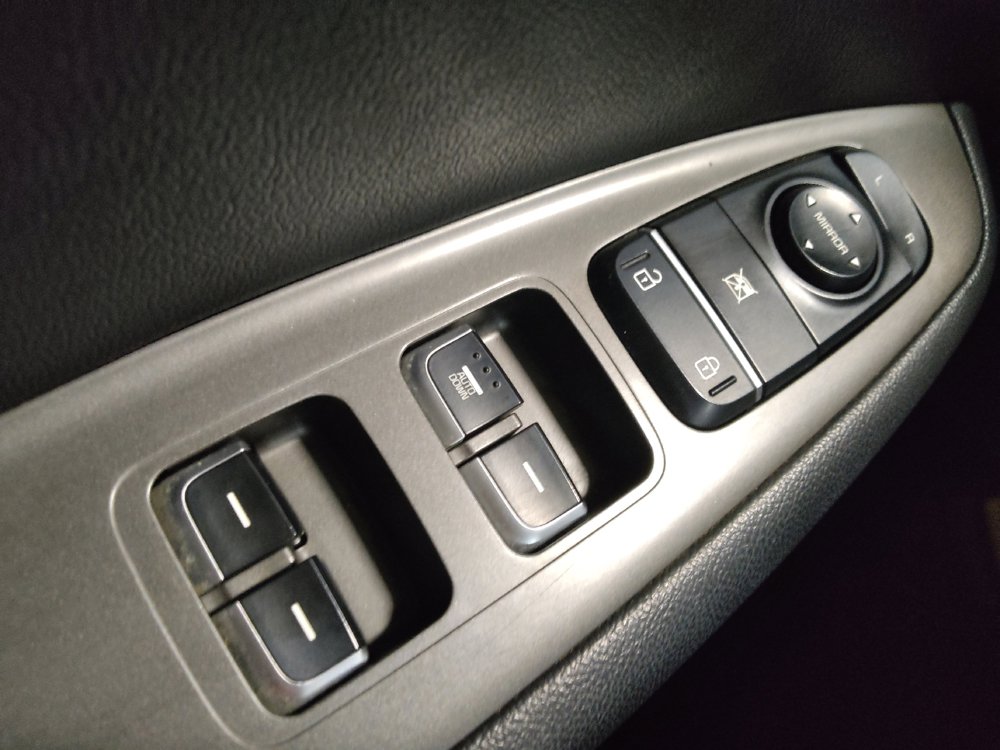 Used 2020 Kia Optima LX FWD image 27