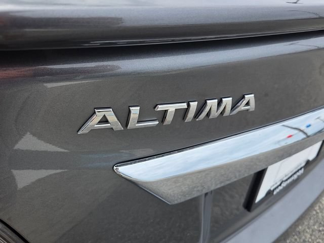 Used 2015 Nissan Altima 3.5 SL FWD image 11