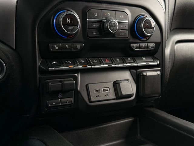 Used 2019 Chevrolet Silverado 1500 LTZ w/ LTZ Plus Package AWD/4WD image 29