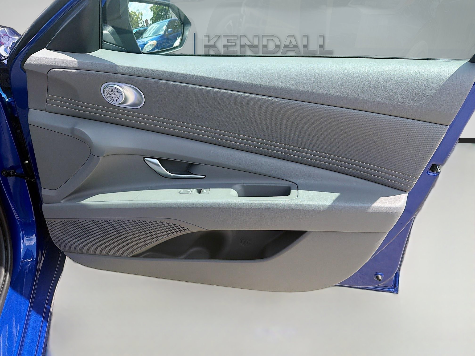 Used 2025 Hyundai Elantra Sport FWD image 31