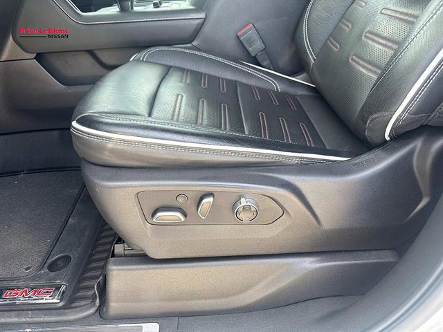 Used 2025 GMC Sierra 1500 AT4X AWD/4WD image 16