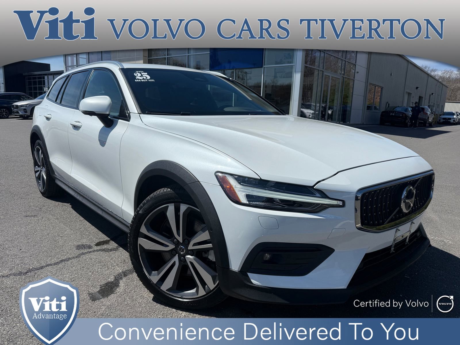 Used 2025 Volvo V60 B5 Cross Country Plus