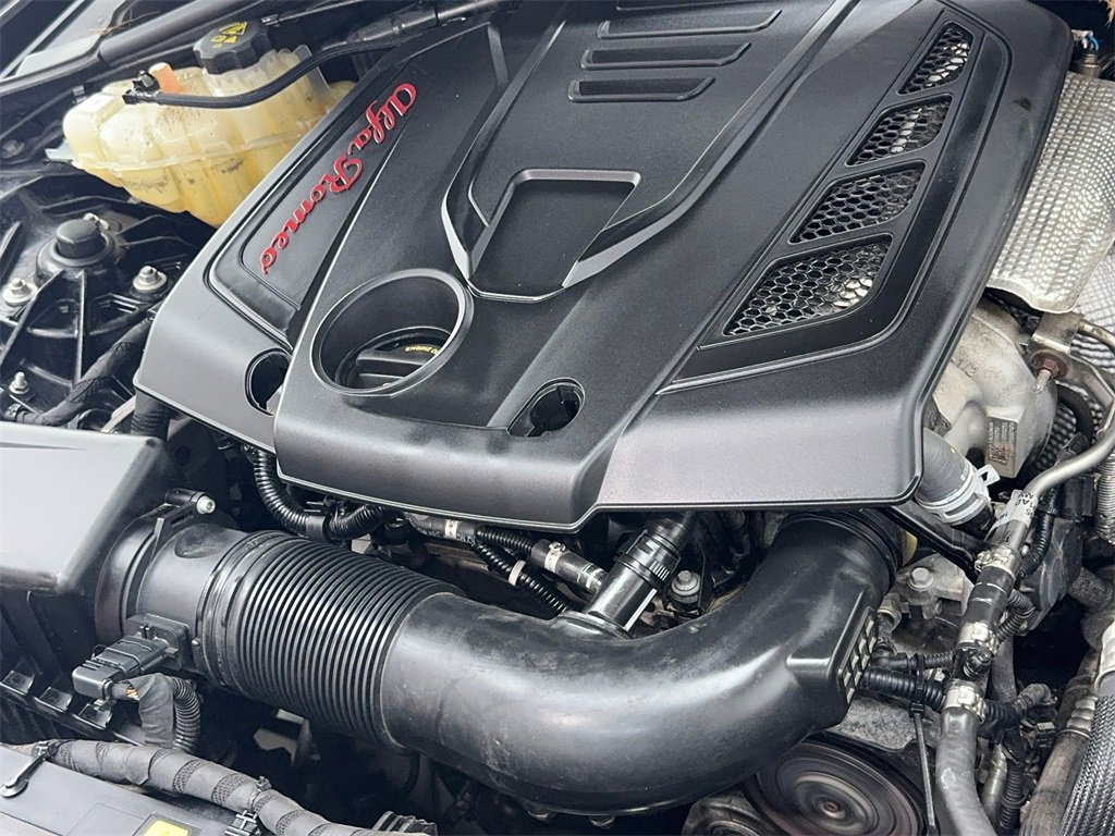 Used 2019 Alfa Romeo Giulia image 57