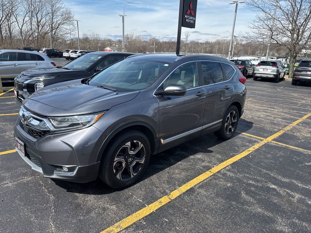 Used 2019 Honda CR-V Touring image 2