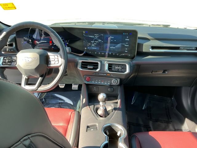 Used 2025 Ford Mustang GT Premium image 12