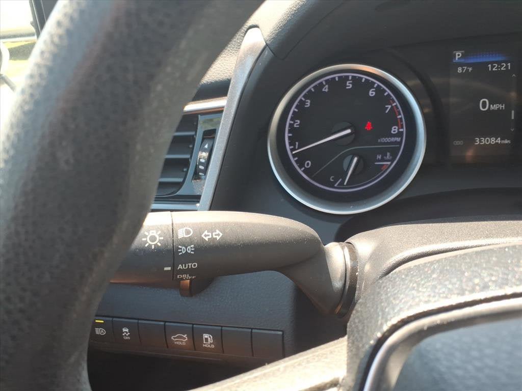 Used 2022 Toyota Camry LE FWD image 26