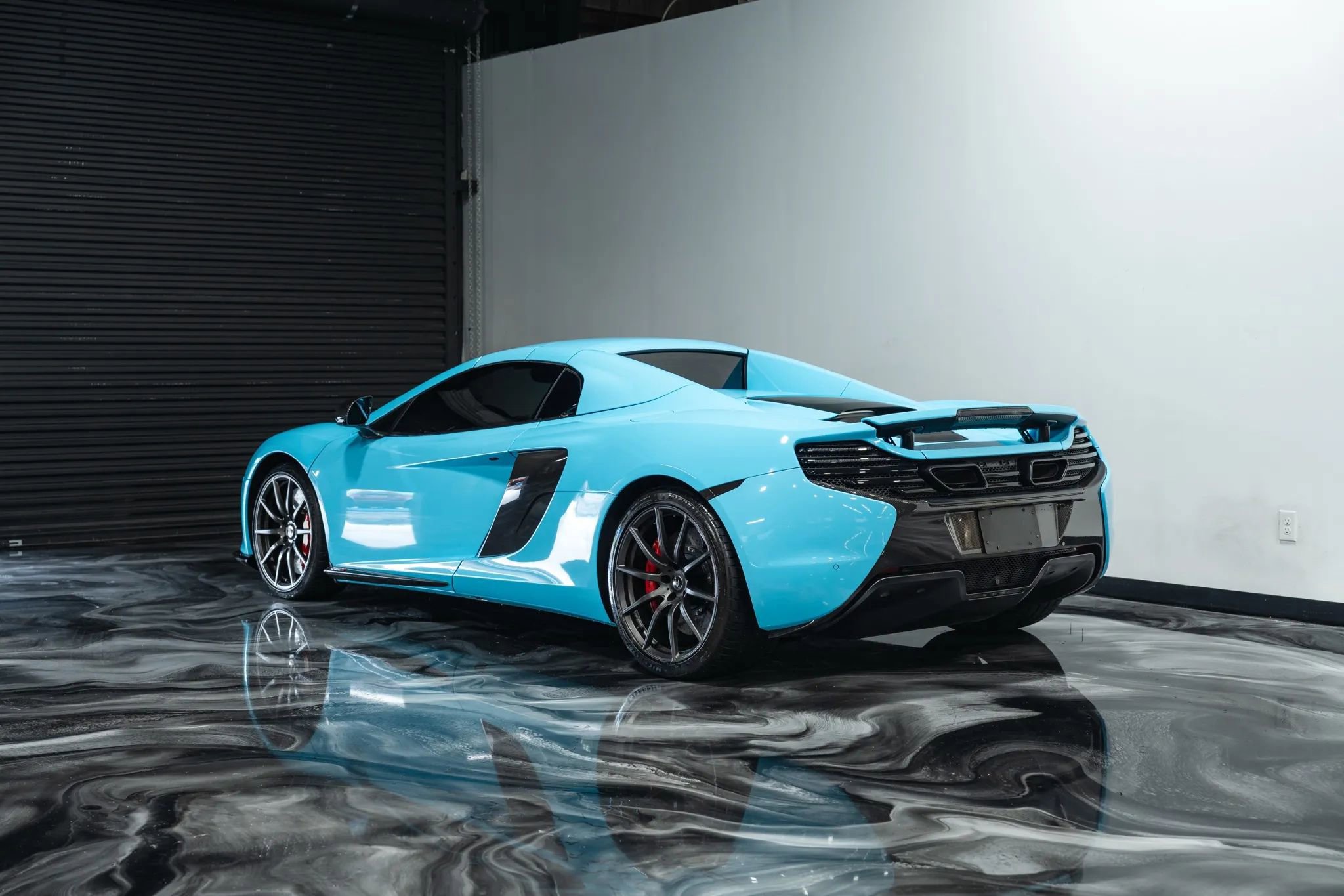 Used 2016 McLaren 650S Spider image 13