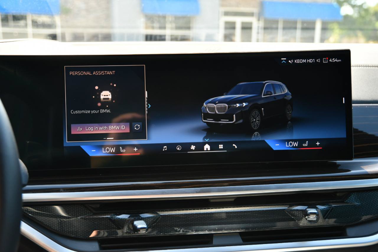 Used 2026 BMW X5 sDrive40i RWD image 15
