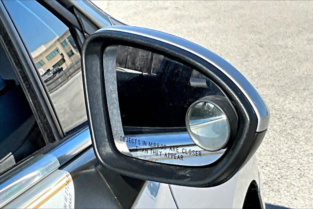 Used 2016 Chevrolet Cruze LT w/ LT Convenience Package image 22