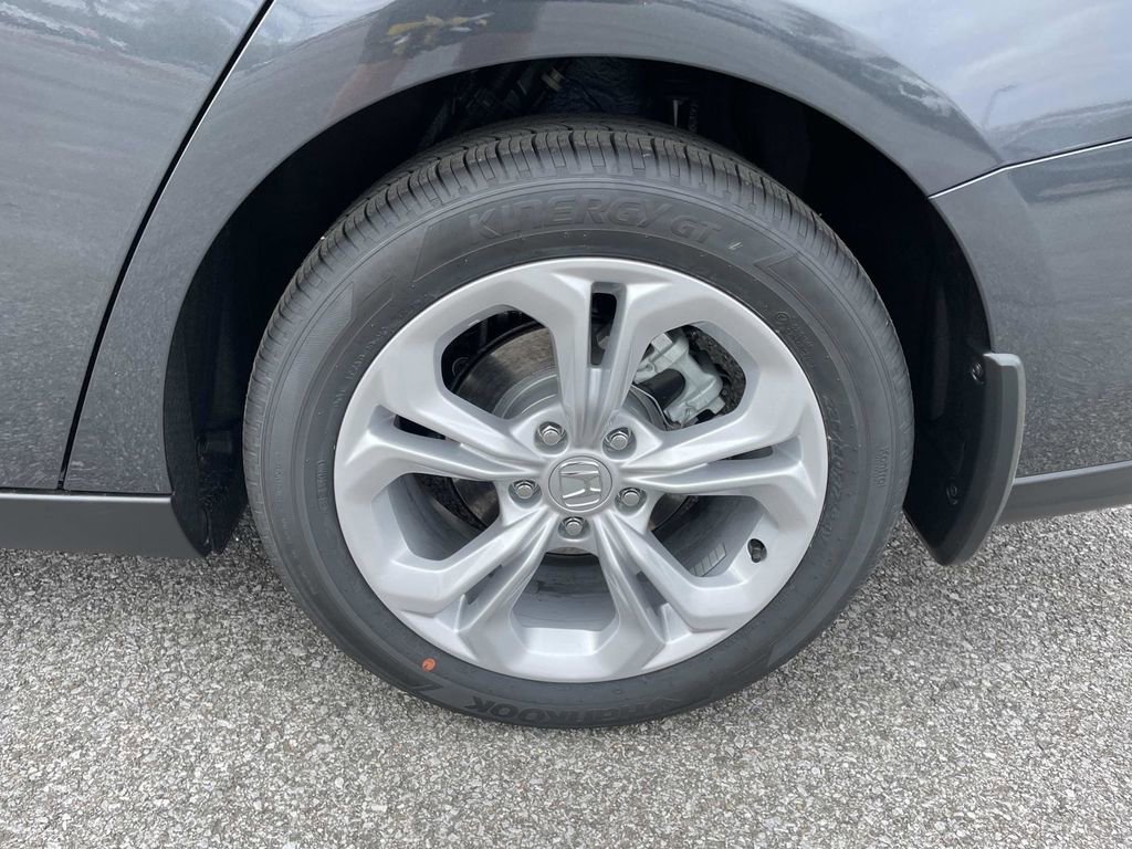 New 2026 Honda Accord LX image 9