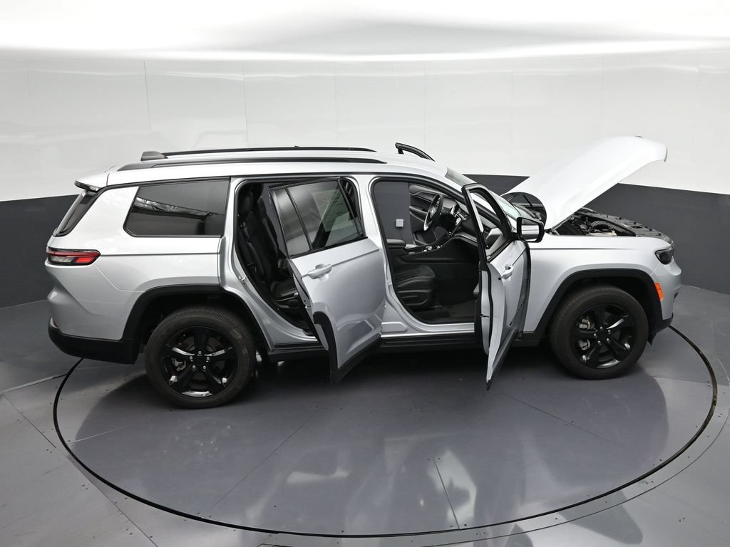 Used 2024 Jeep Grand Cherokee L Laredo AWD/4WD image 33
