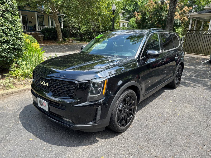 Used 2022 Kia Telluride SX w/ SX Prestige Package AWD/4WD image 3