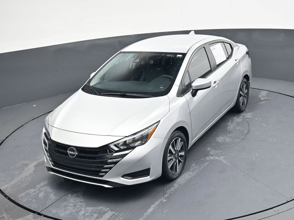 Used 2025 Nissan Versa SV w/ Trunk Package image 22