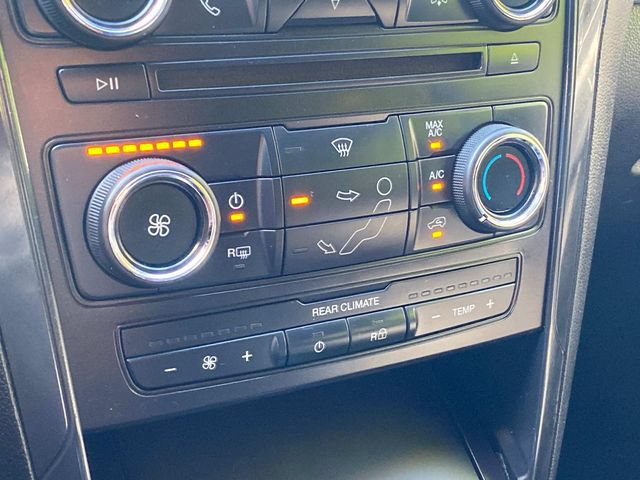 Used 2017 Ford Explorer XLT AWD/4WD image 27